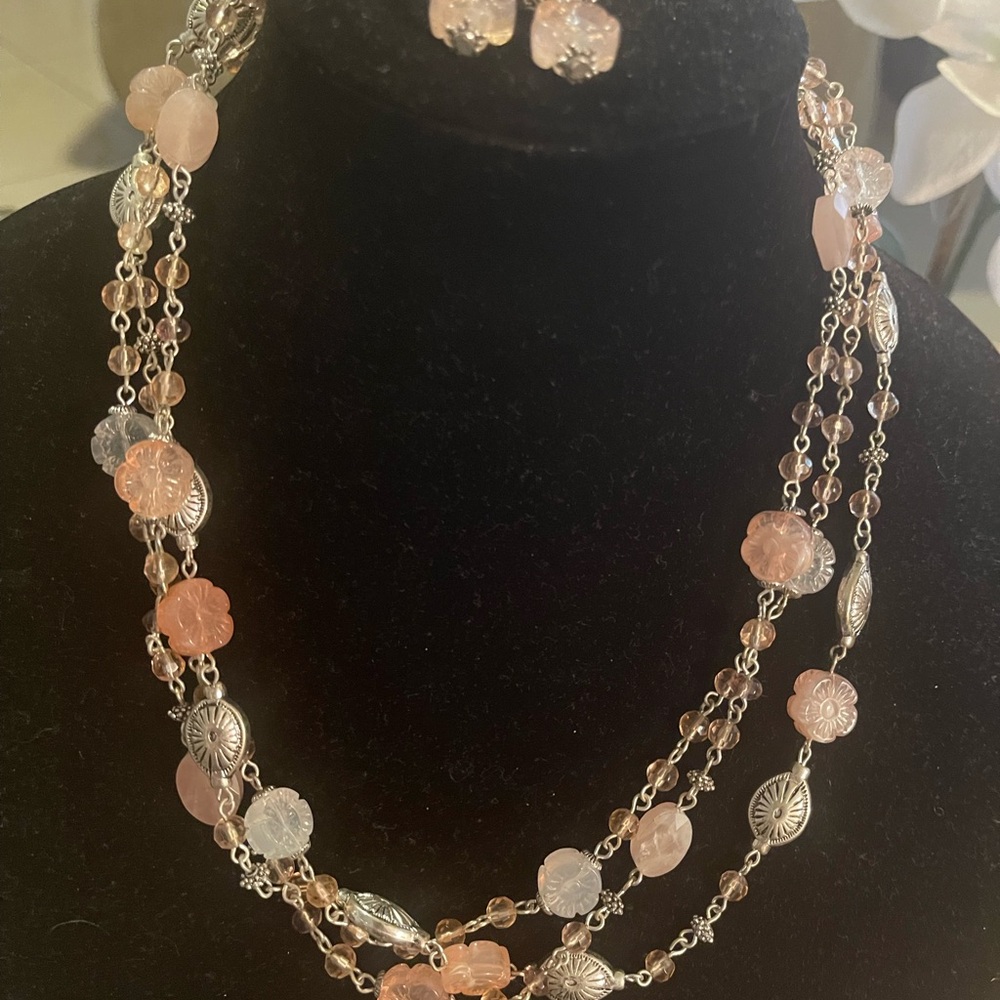 Avon Multi-Strand Peach and Silver Floral Bead Necklace - Picture 3 of 4